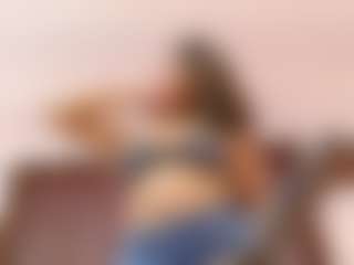 BLACK-ROSSE1's Live Sex Cam Show