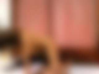 BLACK-ROSSE1's Live Sex Cam Show