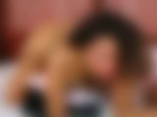 BLACK-ROSSE1's Live Sex Cam Show