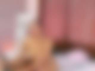 BLACK-ROSSE1's Live Sex Cam Show