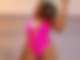 BLACK-ROSSE1's Live Sex Cam Show