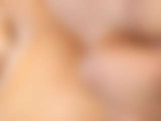BLACK-ROSSE1's Live Sex Cam Show