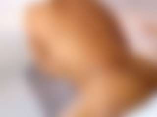 BLACK-ROSSE1's Live Sex Cam Show