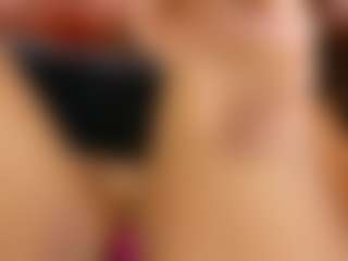 BLACK-ROSSE1's Live Sex Cam Show