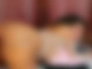 BLACK-ROSSE1's Live Sex Cam Show