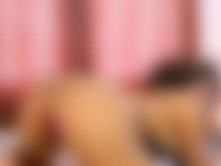 BLACK-ROSSE1's Live Sex Cam Show