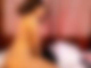 BLACK-ROSSE1's Live Sex Cam Show