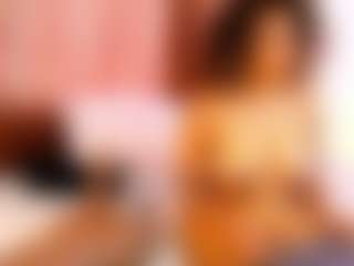 Live cam show with BLACK-ROSSE1 - Lush Teen (18+) on 1on1-livenow