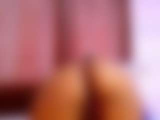 BLACK-ROSSE1's Live Sex Cam Show