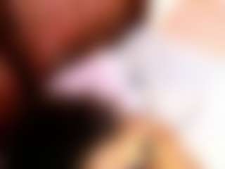 Live cam show with BLACK-ROSSE1 - Oil on Mixed Magazine Live