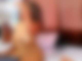 BLACK-ROSSE1's Live Sex Cam Show