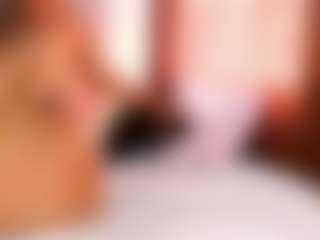BLACK-ROSSE1's Live Sex Cam Show