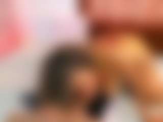 BLACK-ROSSE1's Live Sex Cam Show