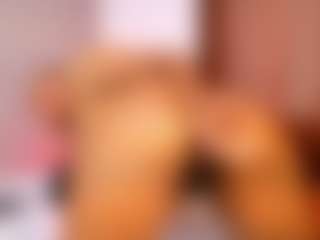 BLACK-ROSSE1's Live Sex Cam Show