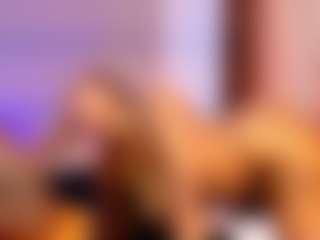 BLACK-ROSSE1's Live Sex Cam Show