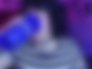 Live cam show with KENZIESHARIK - Granny Blonde Hair on camtv