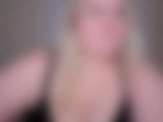 Piggy Rose's Live Sex Cam Show