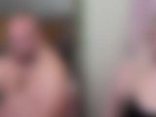 Piggy Rose's Live Sex Cam Show