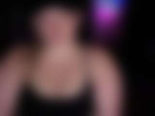 Piggy Rose's Live Sex Cam Show