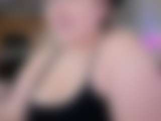 Piggy Rose's Live Sex Cam Show