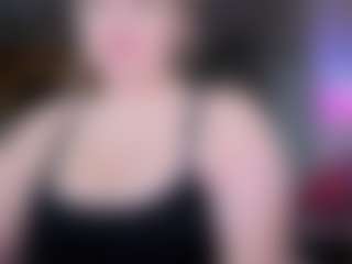 Live cam show with Piggy Rose - Lush on Camming Site