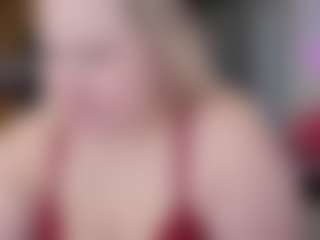Live cam show with Piggy Rose - BBW on dropp.cam