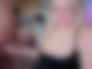 Piggy Rose's Live Sex Cam Show