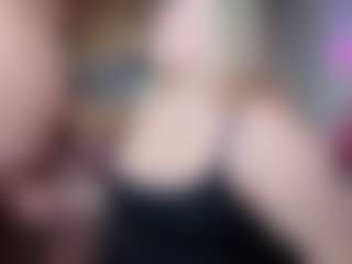 Piggy Rose's Live Sex Cam Show