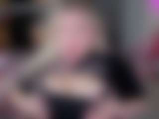 Piggy Rose's Live Sex Cam Show
