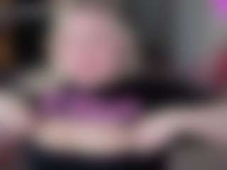 Piggy Rose's Live Sex Cam Show