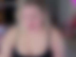 Piggy Rose's Live Sex Cam Show
