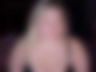 Piggy Rose's Live Sex Cam Show
