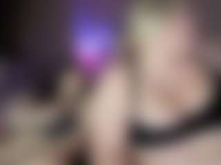 Piggy Rose's Live Sex Cam Show