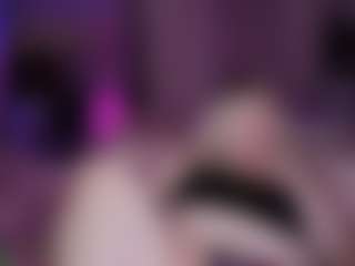Piggy Rose's Live Sex Cam Show
