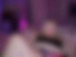 Show in cam erotica live di Piggy Rose