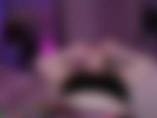 Piggy Rose's Live Sex Cam Show