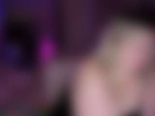 Live cam show with Piggy Rose - Foot Fetish Blonde Hair on fuck-show.com