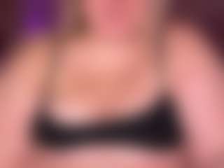 Piggy Rose's Live Sex Cam Show