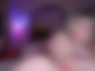 Piggy Rose 🐷🌹's Live Sex Cam Show