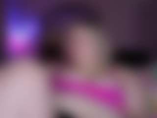 Piggy Rose 🐷🌹's Live Sex Cam Show