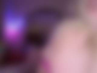 Piggy Rose 🐷🌹's Live Sex Cam Show