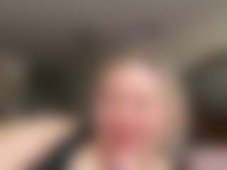 Piggy Rose 🐷🌹's Live Sex Cam Show