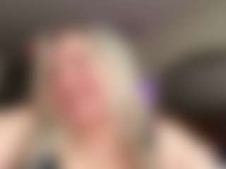Piggy Rose 🐷🌹's Live Sex Cam Show