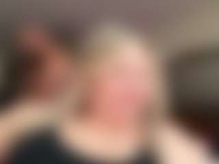 Piggy Rose 🐷🌹's Live Sex Cam Show