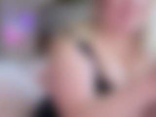 Piggy Rose 🐷🌹's Live Sex Cam Show