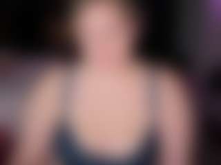 Live cam show with Piggy Rose 🐷🌹 - Young Adult on CamwithHer