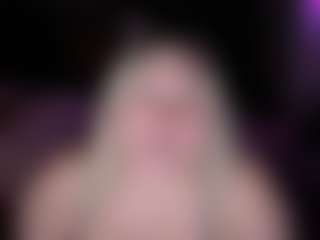 Piggy Rose 🐷🌹's Live Sex Cam Show