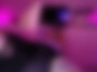 Piggy Rose 🐷🌹's Live Sex Cam Show