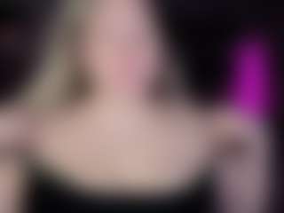 Piggy Rose 🐷🌹's Live Sex Cam Show