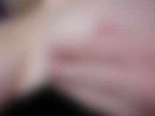 Piggy Rose 🐷🌹's Live Sex Cam Show